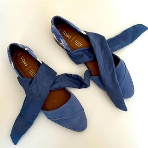 [NEW] Beautiful TOMs flat size 10
